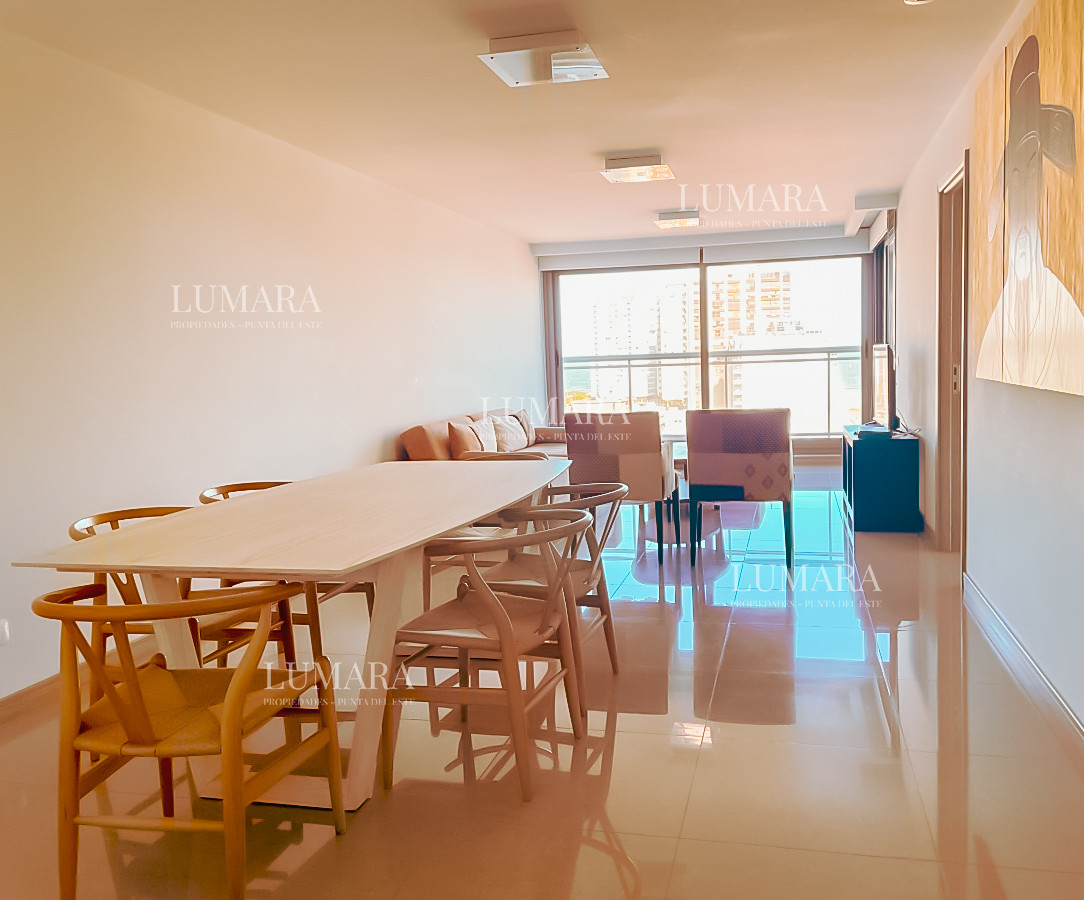 Apartamento ID.2585 - VENTA DE APARTAMENTO DE 2 DORMITORIOS EN EDIFICIO ONIX PUNTA DEL ESTE 