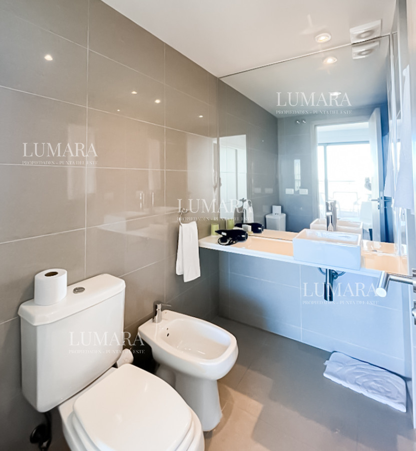 Apartamento ID.2585 - VENTA DE APARTAMENTO DE 2 DORMITORIOS EN EDIFICIO ONIX PUNTA DEL ESTE 