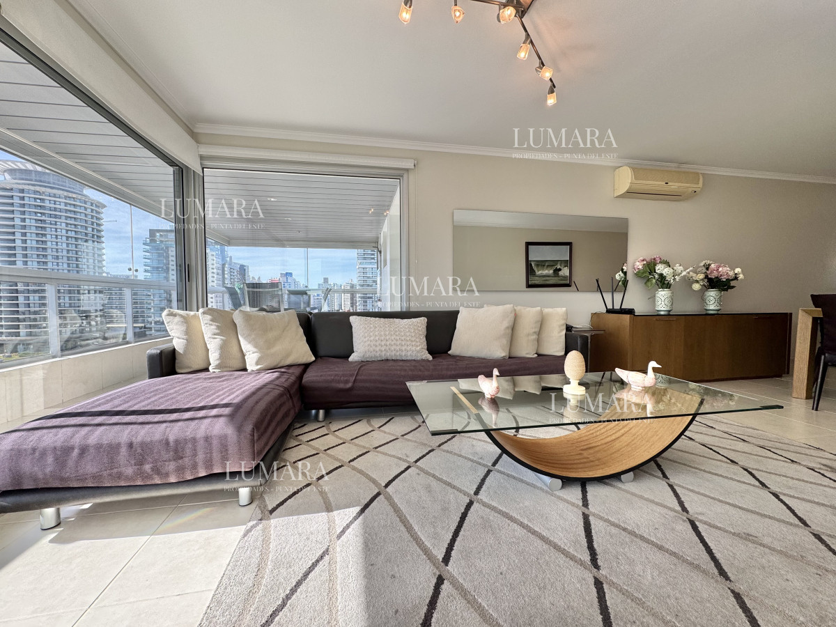 Apartamento ID.2666 - VENTA DE APARTAMENTO DE 3 DORMITORIOS EN EDIFICIO ART BOULEVARD PUNTA DEL ESTE 