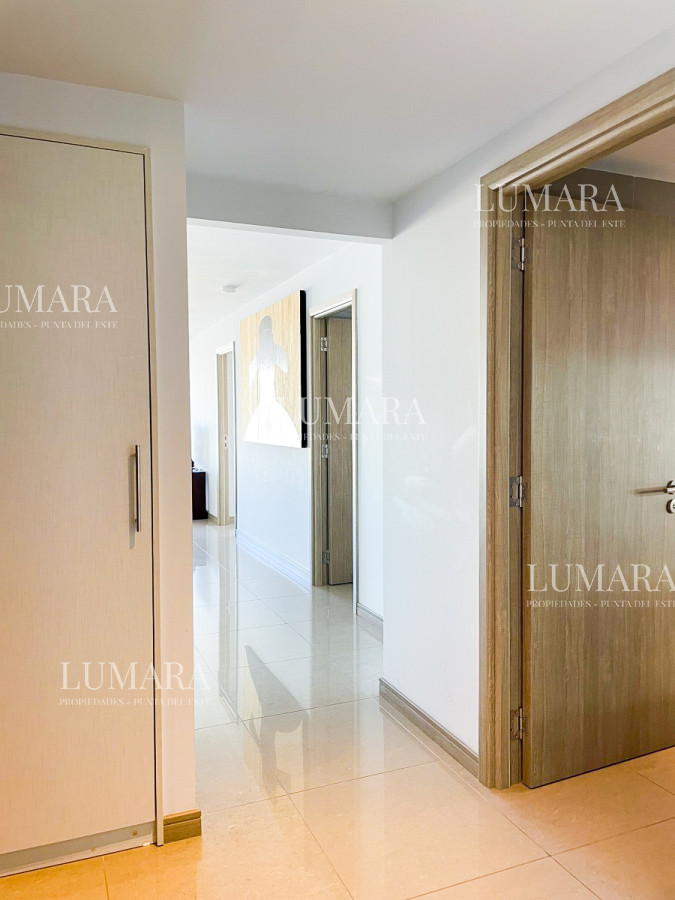 Apartamento ID.2585 - VENTA DE APARTAMENTO DE 2 DORMITORIOS EN EDIFICIO ONIX PUNTA DEL ESTE 