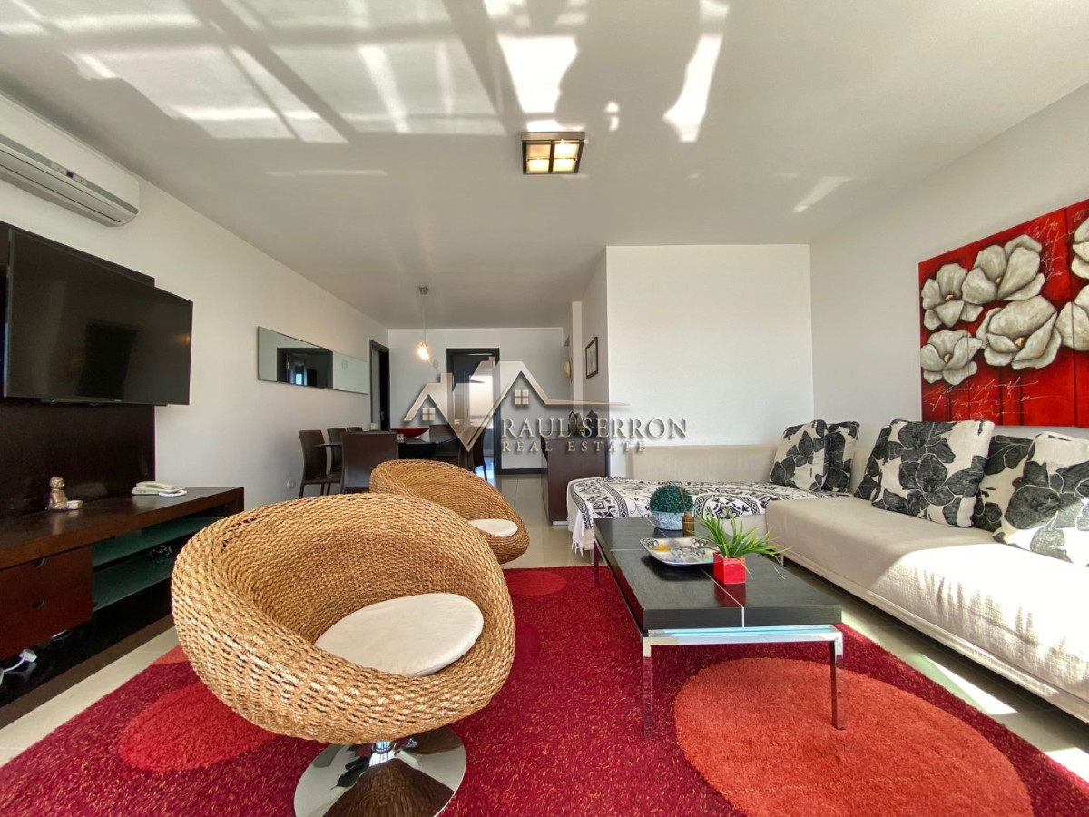 Apartamento ID.1203 - Apartamento en Venta, 3 dormitorios, 3 baños