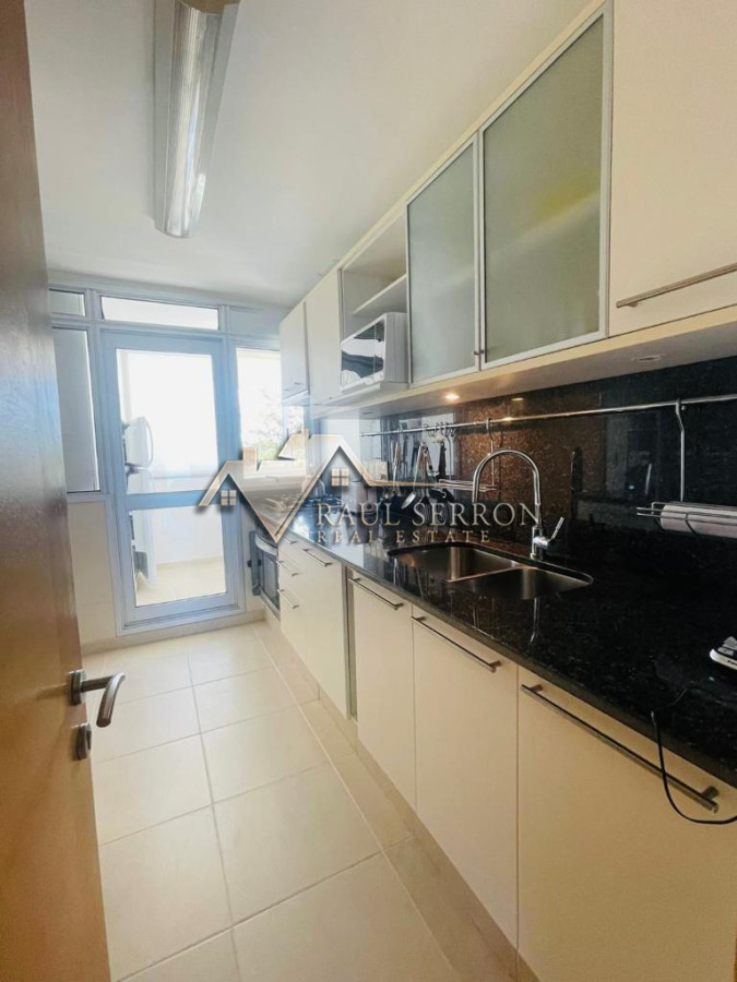 Apartamento ID.1192 - Apartamento en Venta, 3 dormitorios + dependencia