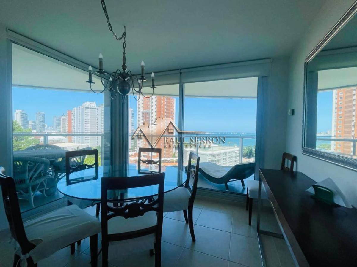 Apartamento ID.1192 - Apartamento en Venta, 3 dormitorios + dependencia