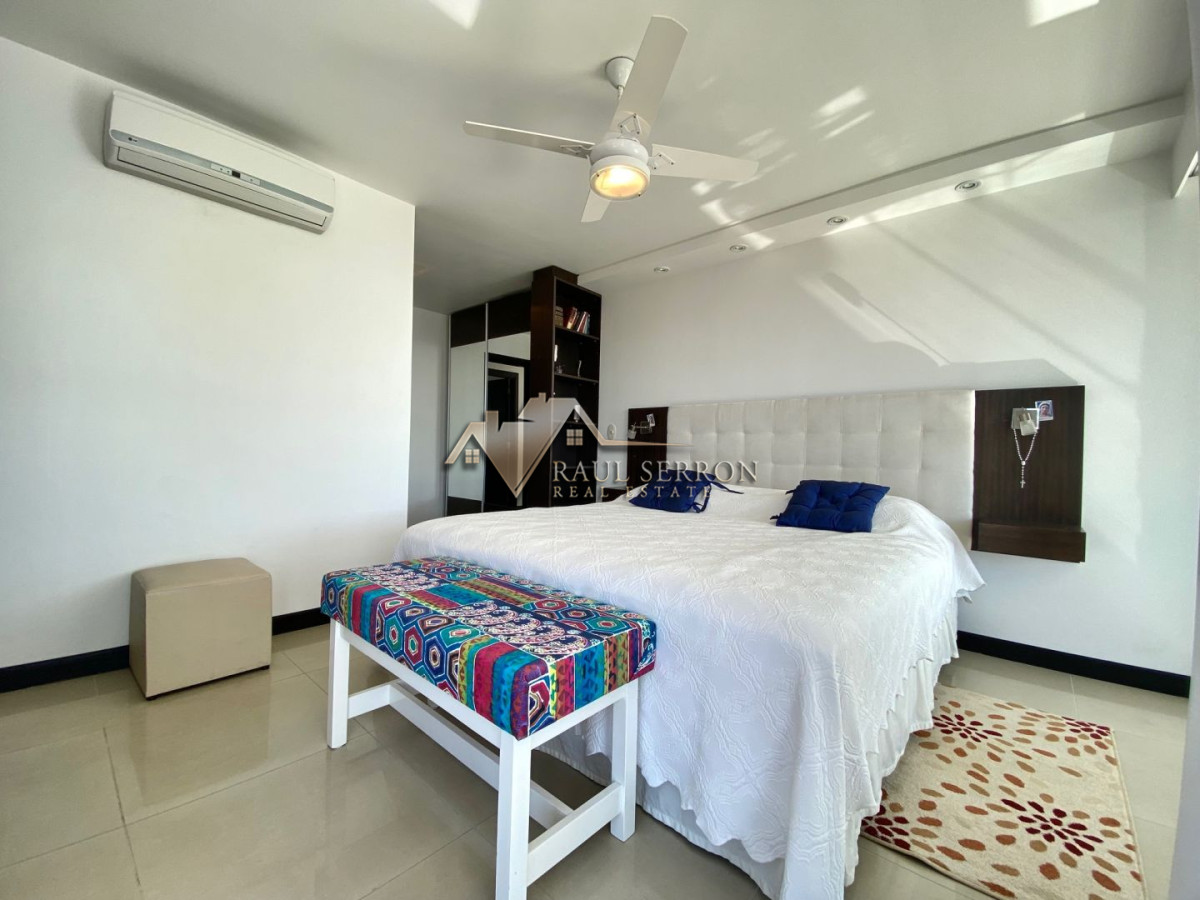 Apartamento ID.1203 - Apartamento en Venta, 3 dormitorios, 3 baños