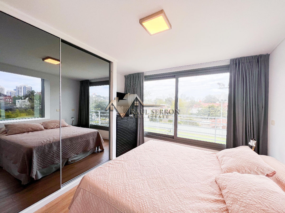 Apartamento ID.1069 - VENTA DE APARTAMENTO DE 3 SUITES EN EDIFICIO ALEXANDER BOULEVARD PUNTA DEL ESTE 