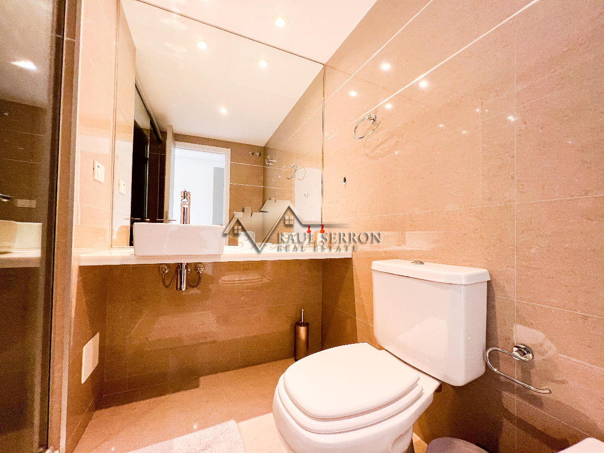 Apartamento ID.1069 - VENTA DE APARTAMENTO DE 3 SUITES EN EDIFICIO ALEXANDER BOULEVARD PUNTA DEL ESTE 