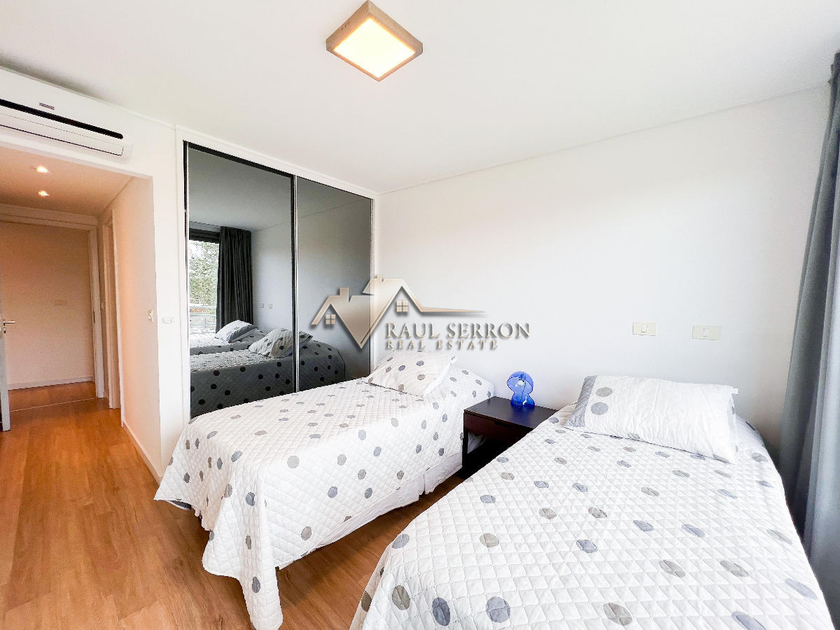 Apartamento ID.1069 - VENTA DE APARTAMENTO DE 3 SUITES EN EDIFICIO ALEXANDER BOULEVARD PUNTA DEL ESTE 