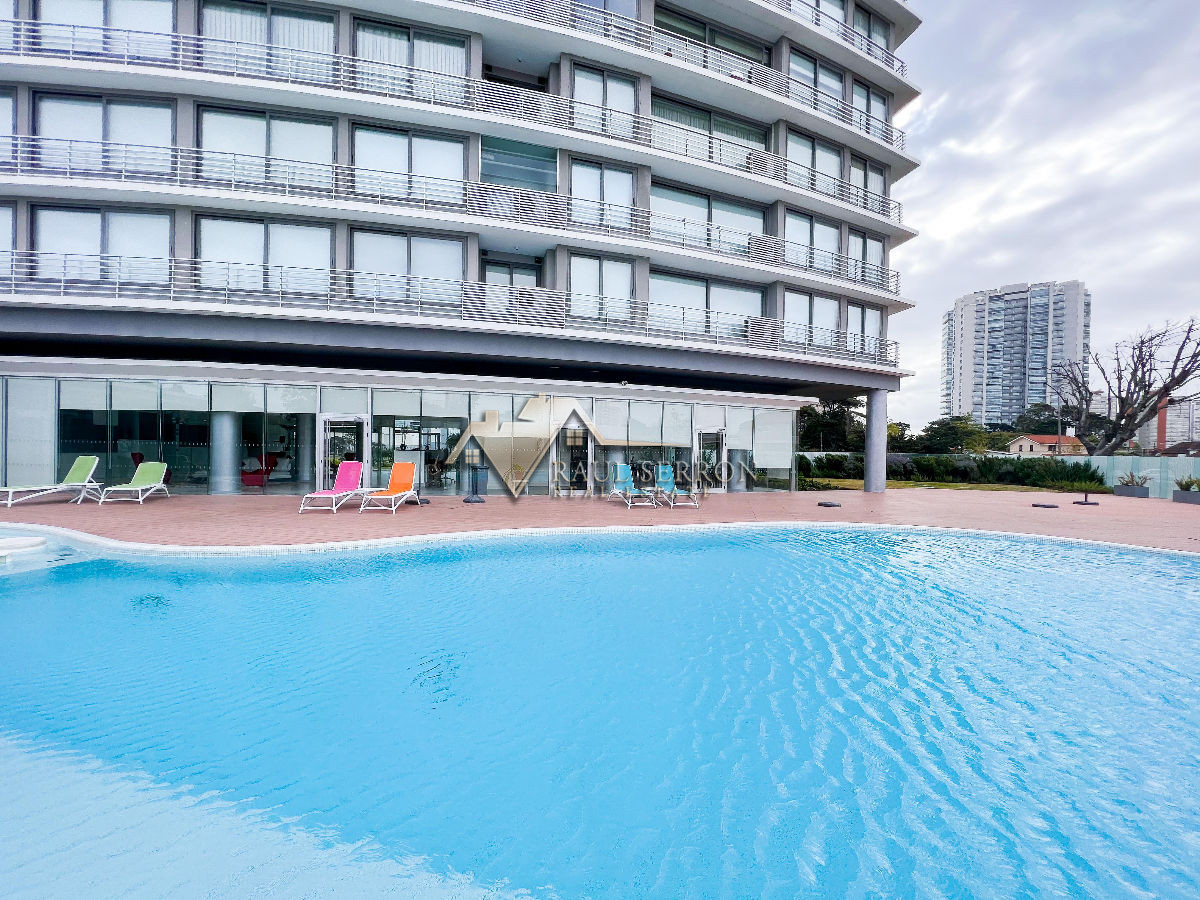 Apartamento ID.1069 - VENTA DE APARTAMENTO DE 3 SUITES EN EDIFICIO ALEXANDER BOULEVARD PUNTA DEL ESTE 