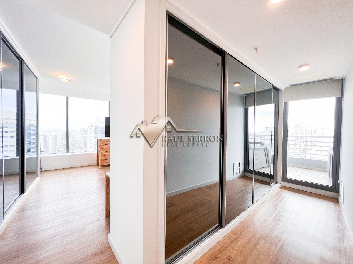 Apartamento ID.349 - VENTA DE APARTAMENTO PENTHOUSE EN EDIFICIO ALEXANDER BOULEVARD DE 3 DORMITORIOS 