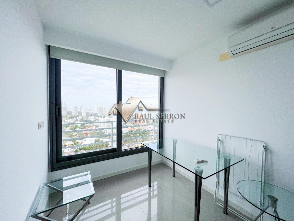 Apartamento ID.349 - VENTA DE APARTAMENTO PENTHOUSE EN EDIFICIO ALEXANDER BOULEVARD DE 3 DORMITORIOS 