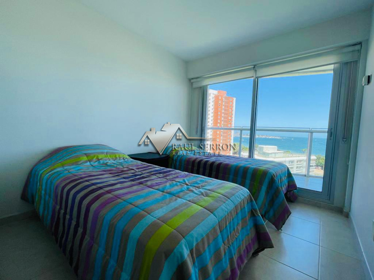 Apartamento ID.1192 - Apartamento en Venta, 3 dormitorios + dependencia