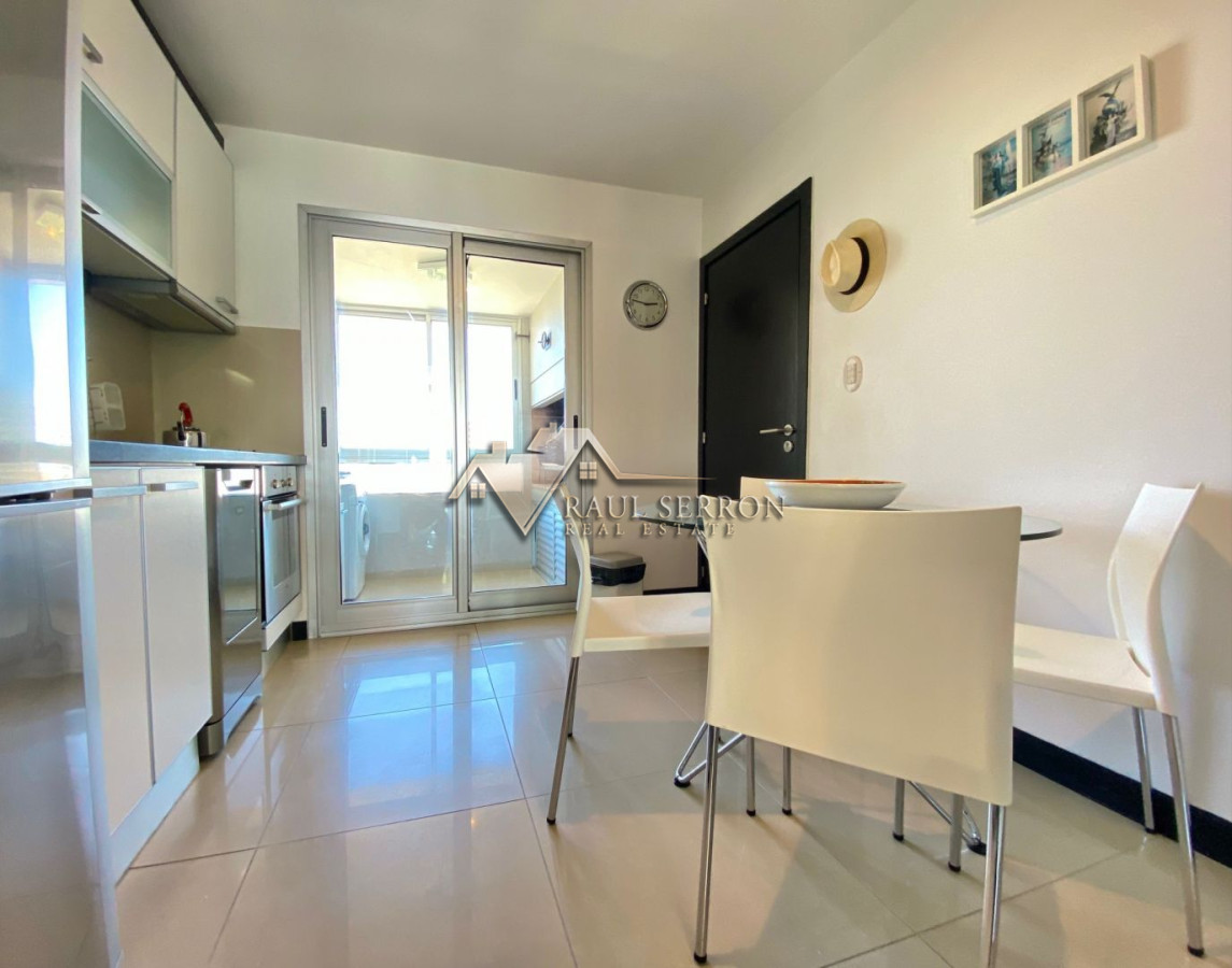 Apartamento ID.1203 - Apartamento en Venta, 3 dormitorios, 3 baños