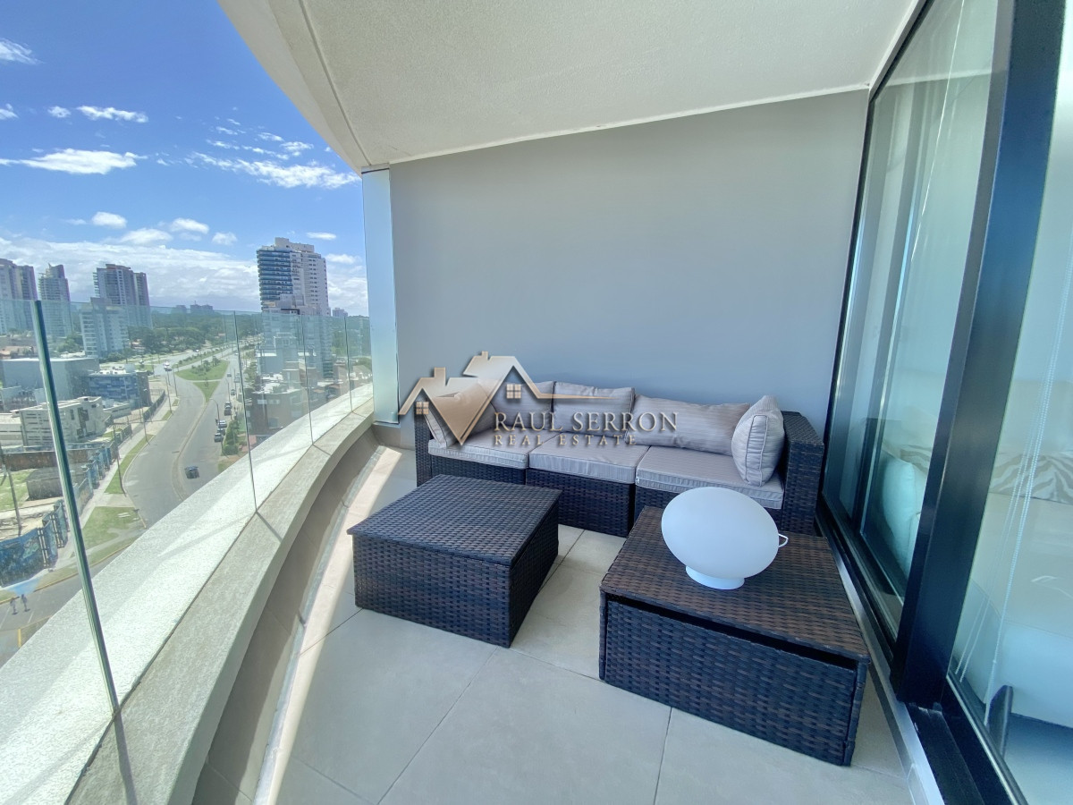 Apartamento ID.1825 - VENTA DE APARTAMENTO DE 3 SUITES EN EDIFICIO ARTOWER PUNTA DEL ESTE