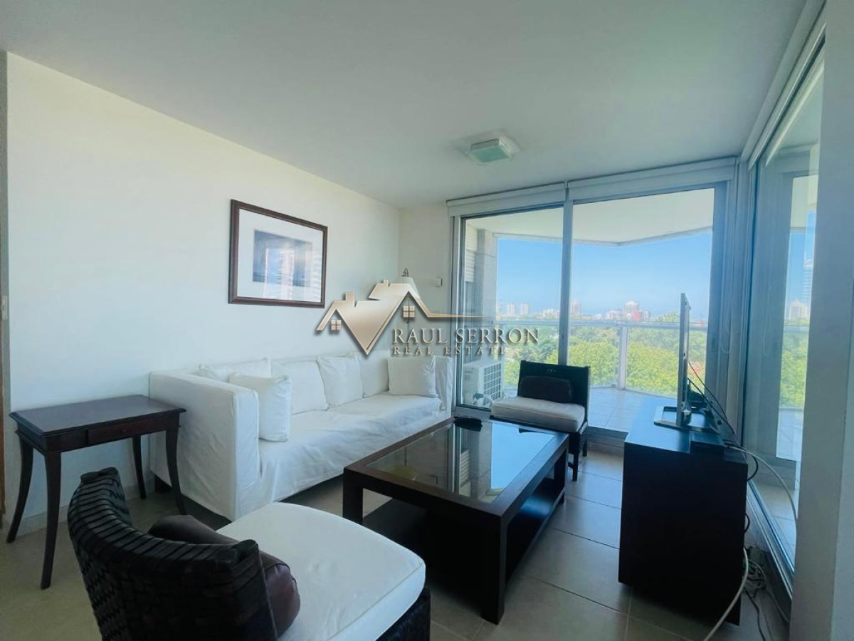 Apartamento ID.1192 - Apartamento en Venta, 3 dormitorios + dependencia