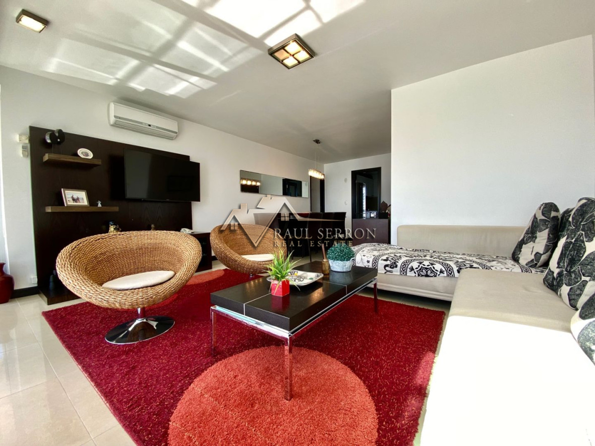 Apartamento ID.1203 - Apartamento en Venta, 3 dormitorios, 3 baños