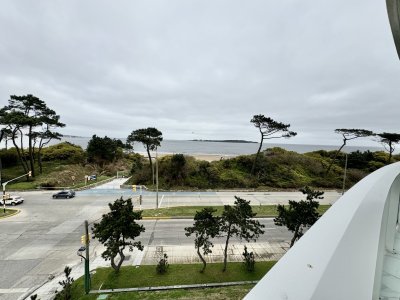 VENTA Y ALQUILER DE TEMPORADA 4 SUITES EN MANSA PUNTA DEL ESTE 