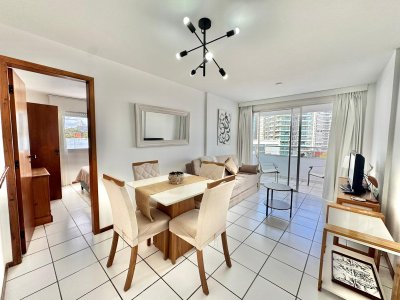 Apartamento de un dormitorio entre playa mansa y brava