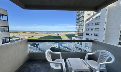 VENTA DE APARTAMENTO DE 2 DORMITORIOS EN BRAVA PUNTA DEL ESTE