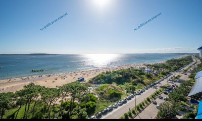 VENTA DE APARTAMENTO DE 2 DORMITORIOS FRENTE AL MAR EN MANSA PUNTA DEL ESTE