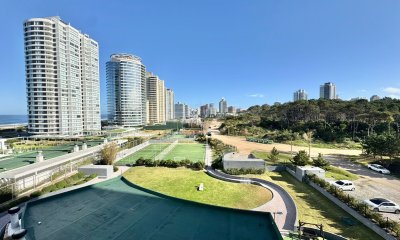 LOOK BRAVA PUNTA DEL ESTE APARTAMENTO EN VENTA DE 2 SUITES + DEPENDENCIA PUNTA DEL ESTE
