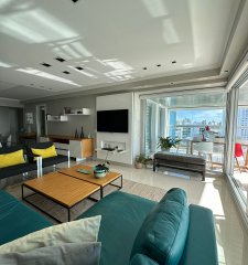 MIAMI BOULEVARD PUNTA DEL ESTE APARTAMENTO VENTA 3 DORMITORIOS Y DEPENDENCIA MANSA PUNTA DEL ESTE