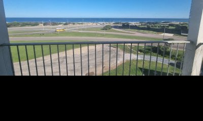 VENTA DE APARTAMENTO DE 3 DORMITORIOS EN BRAVA FRENTE AL MAR