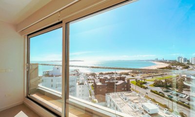 VENTA DE APARTAMENTO DE 3 SUITES EN ALEXANDER COLLECTION PUNTA DEL ESTE