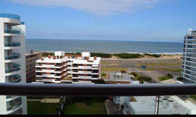 VENTA DE APARTAMENTO DE 2 DORMITORIOS Y MEDIO EN BRAVA PUNTA DEL ESTE