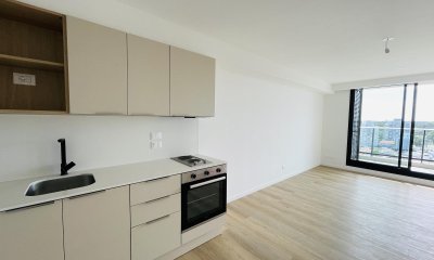 VENTA DE APARTAMENTO DE 1 DORMITORIO EN EDIFICIO MORE ATLANTICO PUNTA DEL ESTE