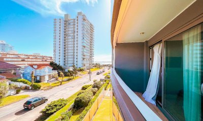 VENTA DE APARTAMENTO DE 1 DORMITORIO EN EDIFCIO ALEXANDER COLLECTION PLAYA MANSA PUNTA DEL ESTE