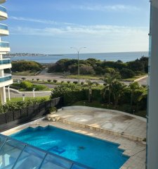 BEVERLY TOWER APARTAMENTO DE 3 SUITES + DEPENENDECIA PUNTA DEL ESTE