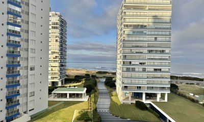 APARTAMENTO EN BRAVA DE 1 DORMITORIO EN EDIFICIO TORRE MARINA PUNTA DEL ESTE