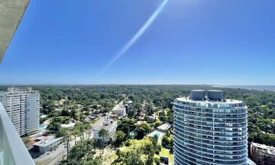 VENTA DE APARTAMENTO DE 1 DORMITORIO A ESTRENAR EN EDIFICIO CON SERVICIOS EN ROOSEVELT PUNTA DEL ESTE