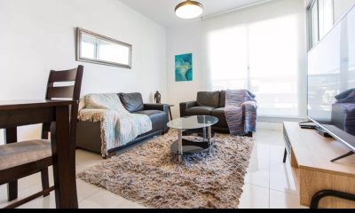 VENTA DE APARTAMENTO DE 2 DORMITORIOS EN PENINSULA EXCELENTE UBICACION
