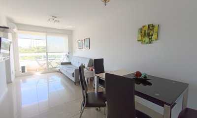 VENTA DE APARTAMENTO DE 1 DORMITORIO EN ROOSEVELT PUNTA DEL ESTE