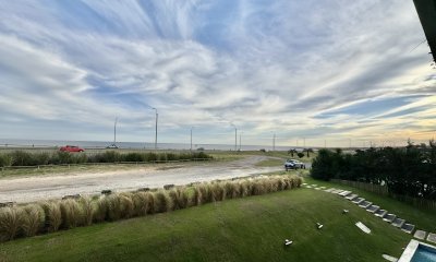 WALMER LAGOON PUNTA DEL ESTE VENTA FRENTE AL MAR DE 2 DORMITORIOS A ESTRENAR