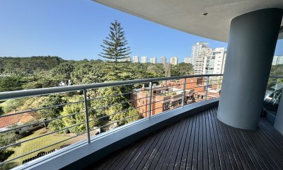PISO ALTO EN VENTA SOBRE ROOSEVELT APARTAMENTO DE 3 DORMITORIOS