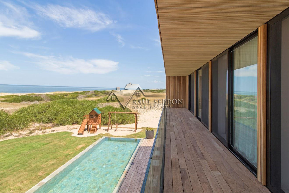 Casa ID.3453 - HERMOSA CASA EN VENTA Y ALQUILER EN SAN VICENTE JOSÉ IGNACIO 5 DORMITORIOS 