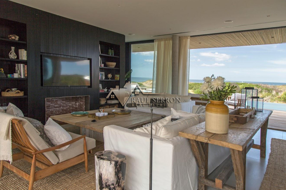 Casa ID.3453 - HERMOSA CASA EN VENTA Y ALQUILER EN SAN VICENTE JOSÉ IGNACIO 5 DORMITORIOS 