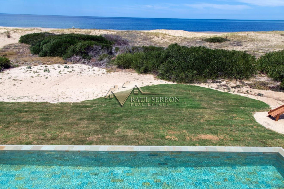 Casa ID.3453 - HERMOSA CASA EN VENTA Y ALQUILER EN SAN VICENTE JOSÉ IGNACIO 5 DORMITORIOS 