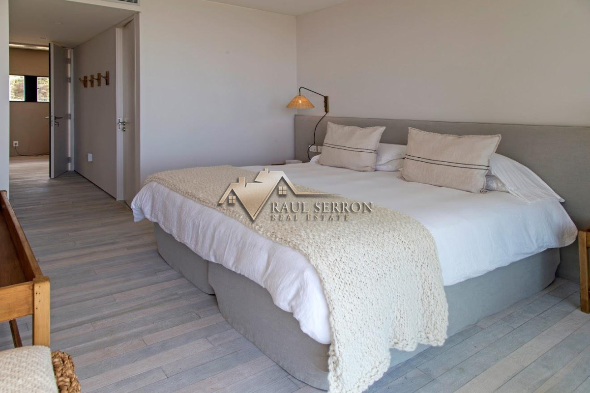 Casa ID.3453 - HERMOSA CASA EN VENTA Y ALQUILER EN SAN VICENTE JOSÉ IGNACIO 5 DORMITORIOS 