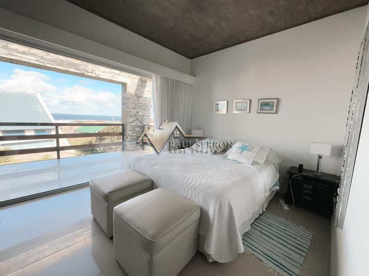 Casa ID.2899 - CASA EN MONTOTA UBICADA A METROS MAR EN VENTA DE 3 DORMITORIOS 
