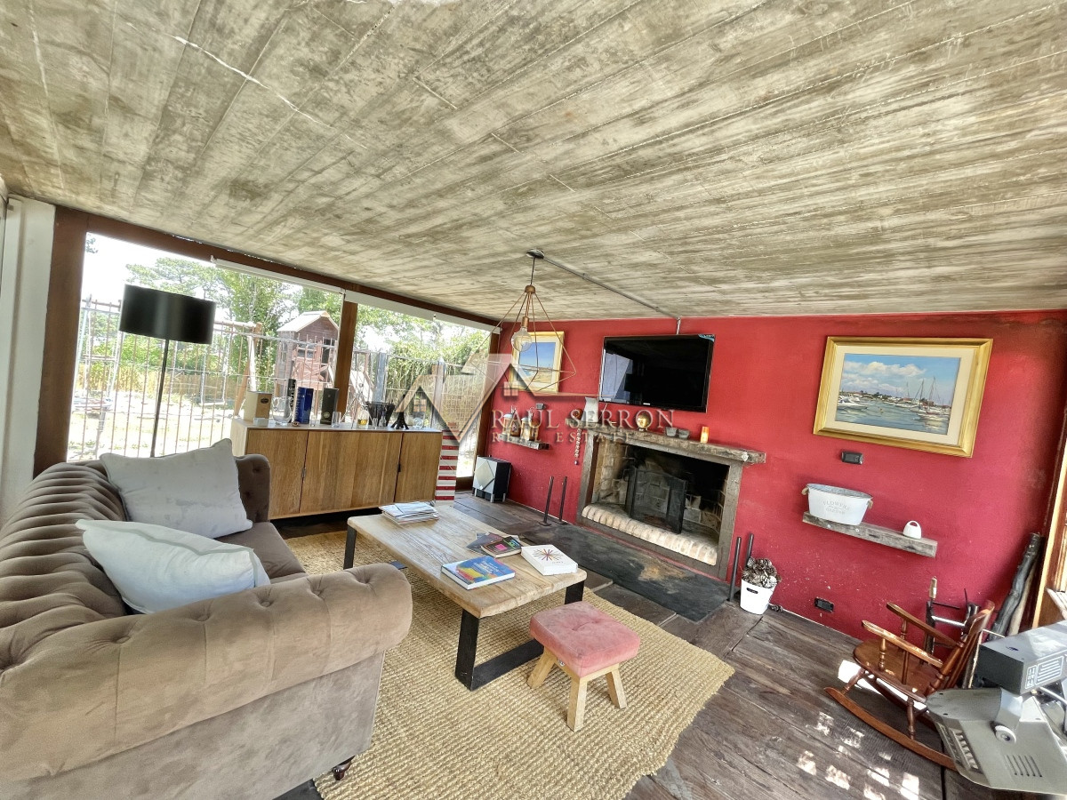 Casa ID.1778 - VENTA DE CASA DE 5 DORMITORIOS EN BARRIO PRIVADO LA ARBOLADA PUNTA DEL ESTE