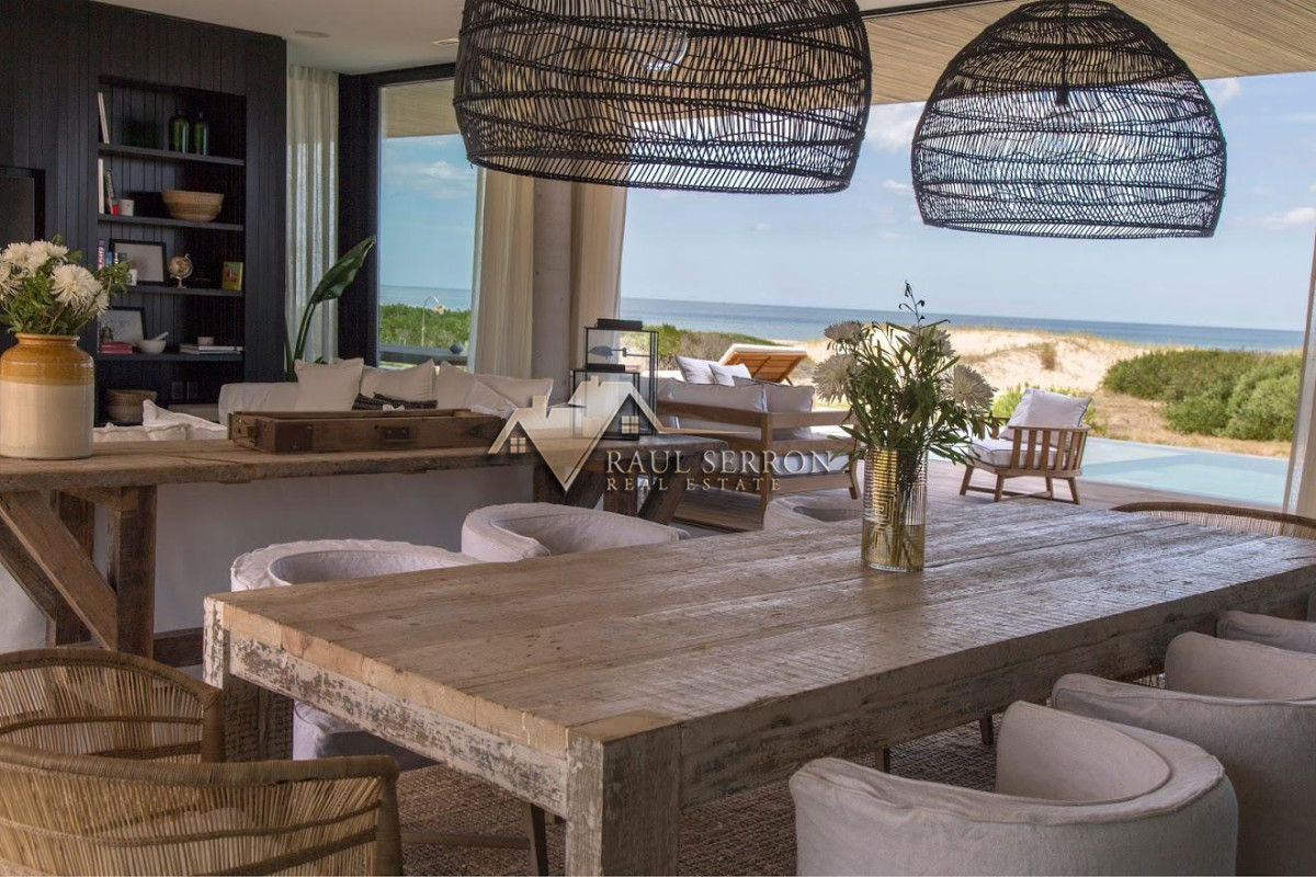 Casa ID.3453 - HERMOSA CASA EN VENTA Y ALQUILER EN SAN VICENTE JOSÉ IGNACIO 5 DORMITORIOS 