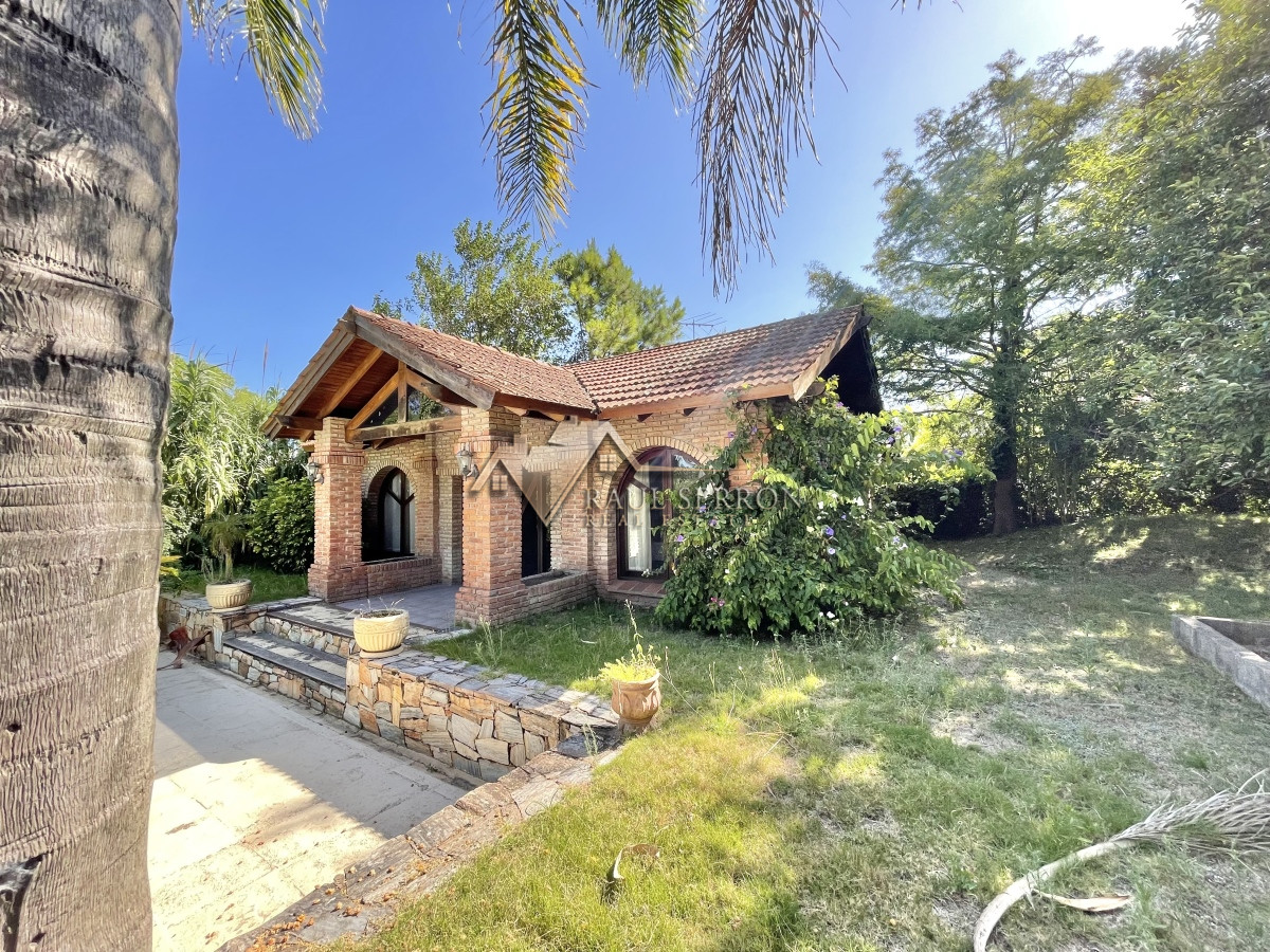 Casa ID.1774 - VENTA DE CASA DE 3 DORMITORIOS A METROS DE COLEGIO ZONA JARDINES DE CORDOBA PUNTA DEL ESTE 