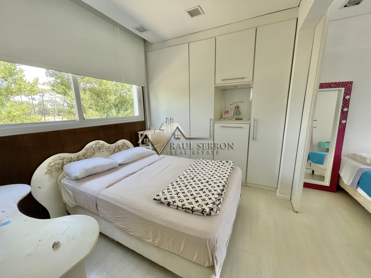 Casa ID.1778 - VENTA DE CASA DE 5 DORMITORIOS EN BARRIO PRIVADO LA ARBOLADA PUNTA DEL ESTE