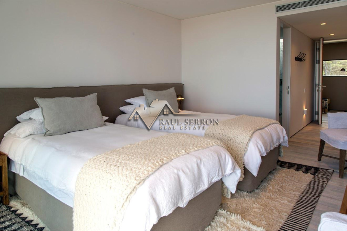 Casa ID.3453 - HERMOSA CASA EN VENTA Y ALQUILER EN SAN VICENTE JOSÉ IGNACIO 5 DORMITORIOS 