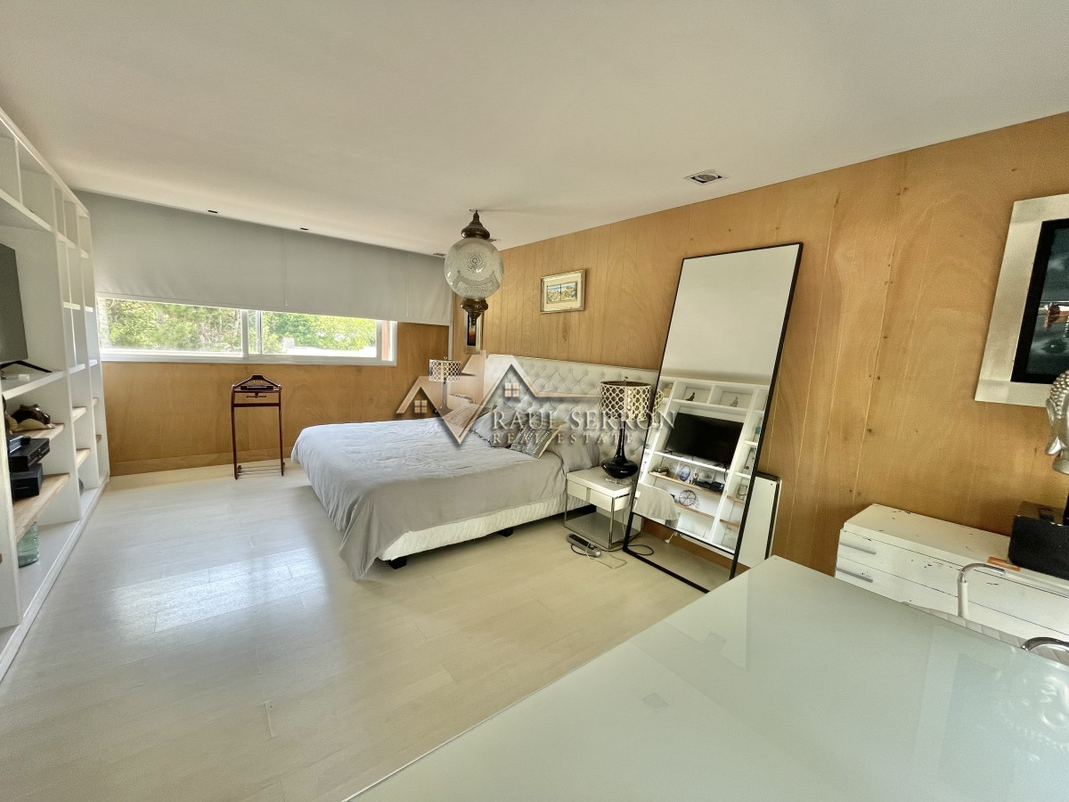 Casa ID.1778 - VENTA DE CASA DE 5 DORMITORIOS EN BARRIO PRIVADO LA ARBOLADA PUNTA DEL ESTE