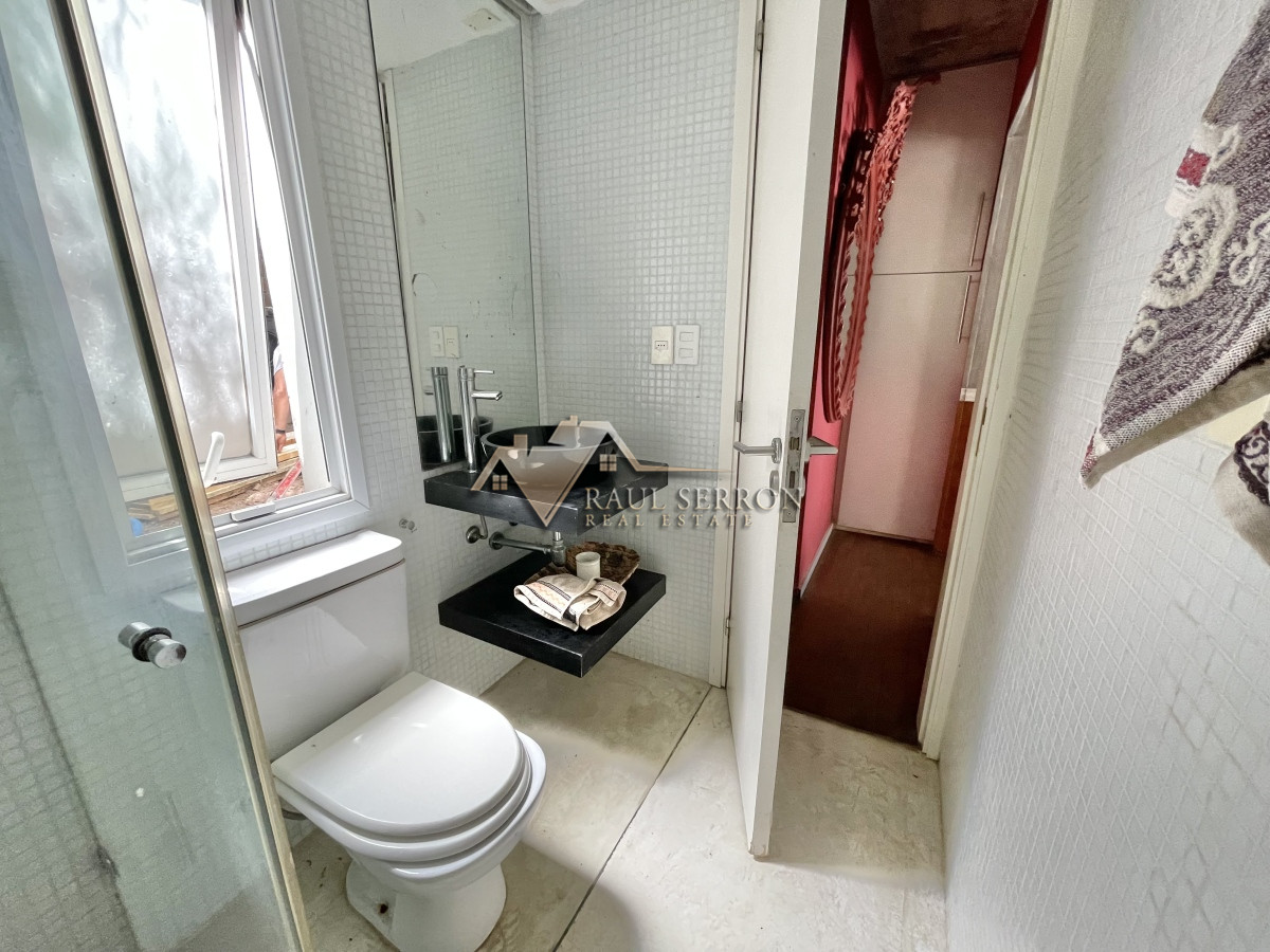 Casa ID.1778 - VENTA DE CASA DE 5 DORMITORIOS EN BARRIO PRIVADO LA ARBOLADA PUNTA DEL ESTE