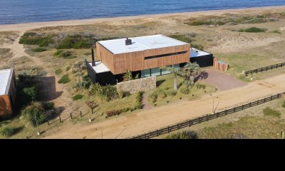 HERMOSA CASA EN VENTA Y ALQUILER EN SAN VICENTE JOSÉ IGNACIO 5 DORMITORIOS
